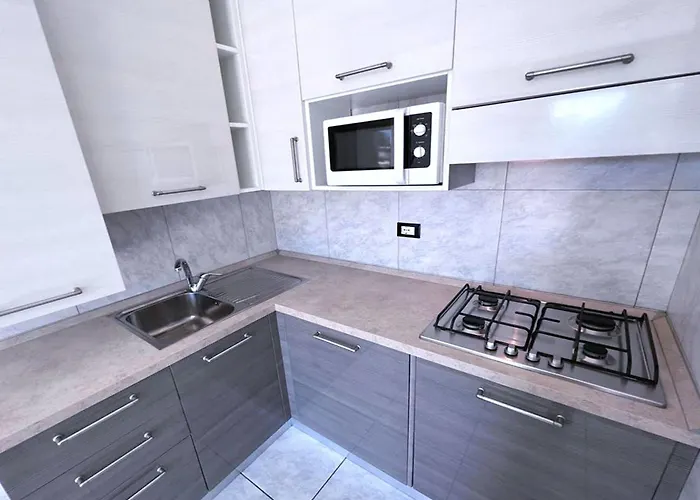 Διαμέρισμα Sunny Terrace And Modern Comforts By The Pool Μπιμπιόνε