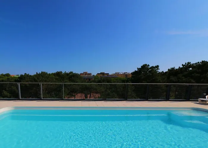 Apartment Sunny Terrace And Modern Comforts By The Pool Bibione