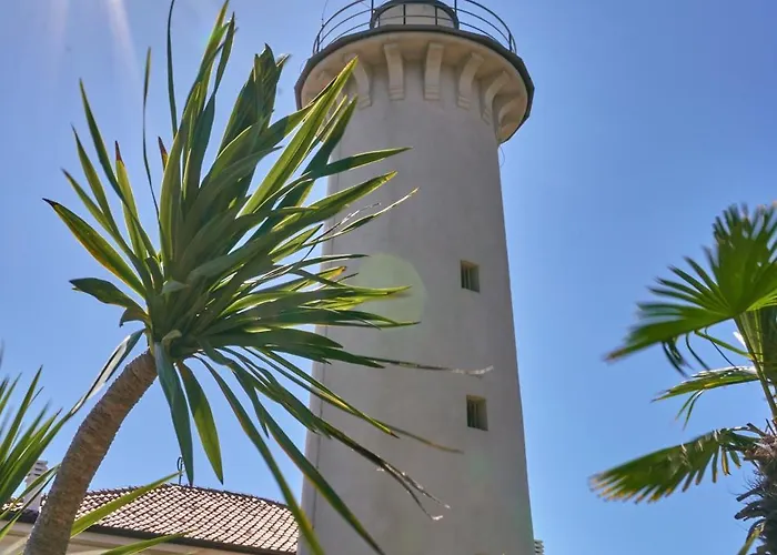 Sunny Terrace And Modern Comforts By The Pool * Bibione